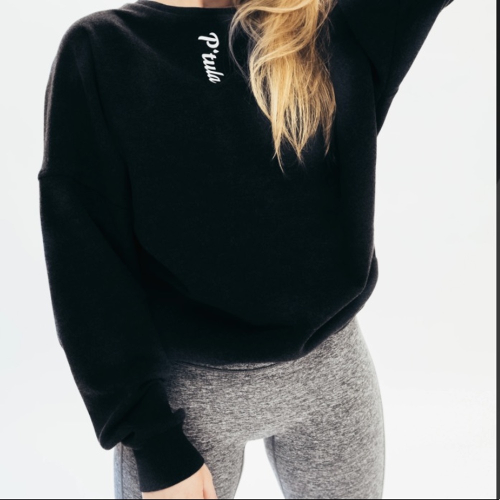P’tula - the Classic Crewneck in Black